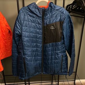 Men’s XXL L.L. Bean Jacket with hood